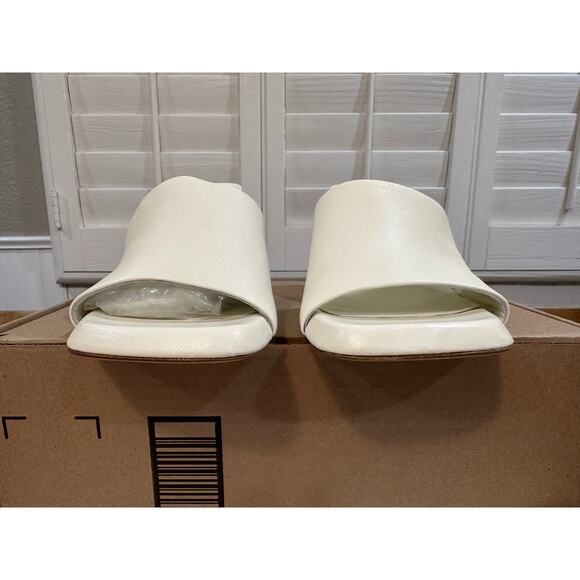 Vince Lulu Leather Mule Sandals Marble Cream Size 9.5 NWOB Timeless Chic Sleek - Picture 6 of 13